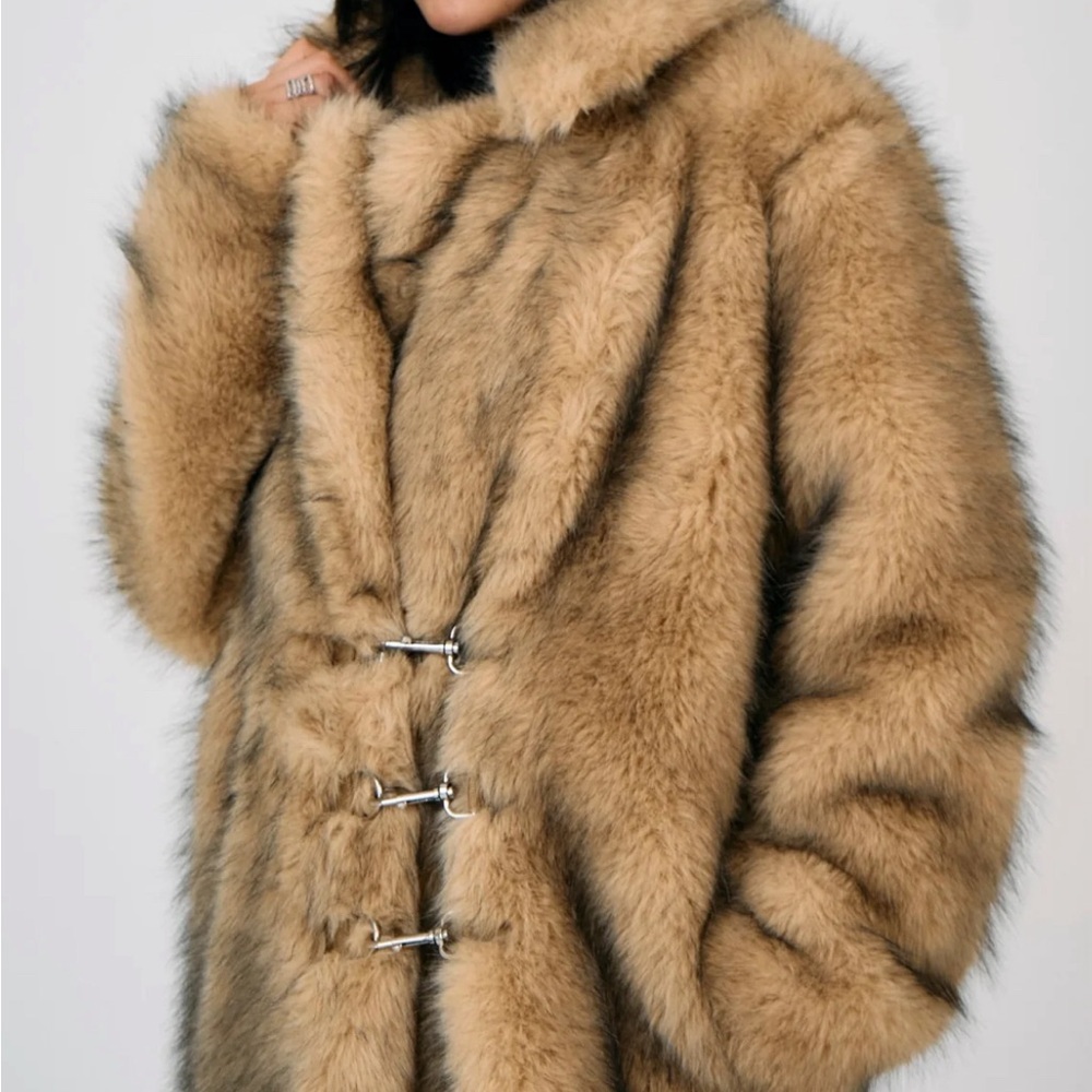 Ragged priest Tara Faux Fur Coat